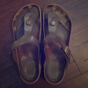 Birkenstock Gizeh sandals. Size 38